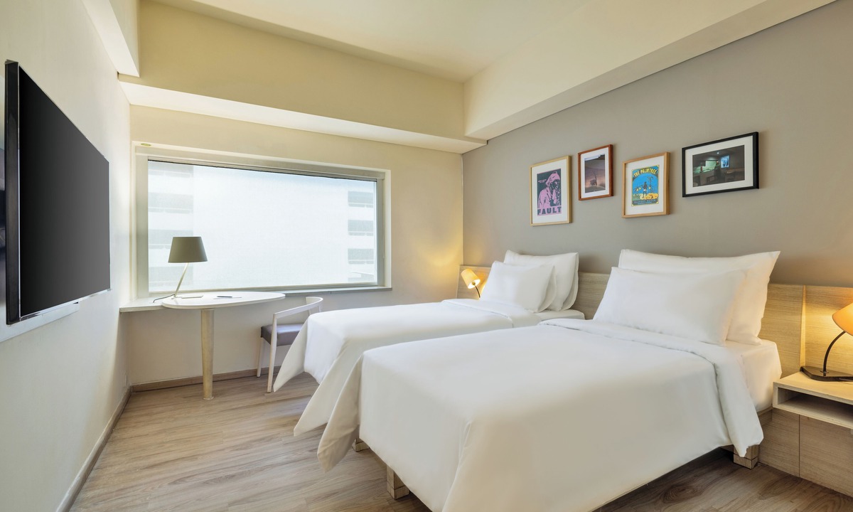 Gambir Hotel | Artotel Harmoni Jakarta