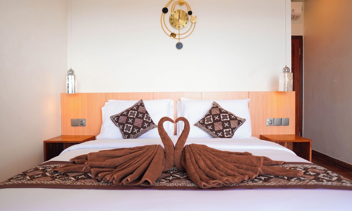 Songan Hotel | Pinggan Skyline