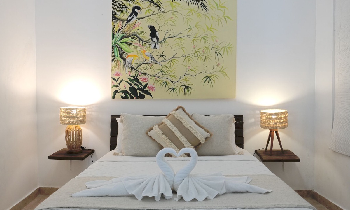 Legian Villa | Villa The White House Seminyak