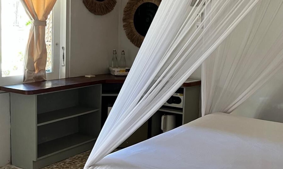 Gili Meno Hotel | Café Gili Beach Bungalows