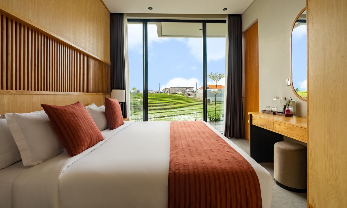 Batu Bolong Hotel | Villa Chanthira Luxe by Nakula