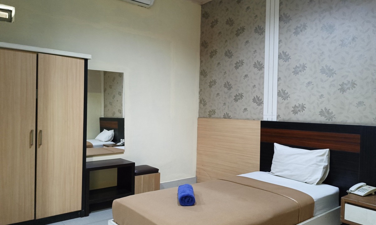 Luwuk Hotel | OYO 94112 Homestay Ananda Luwuk