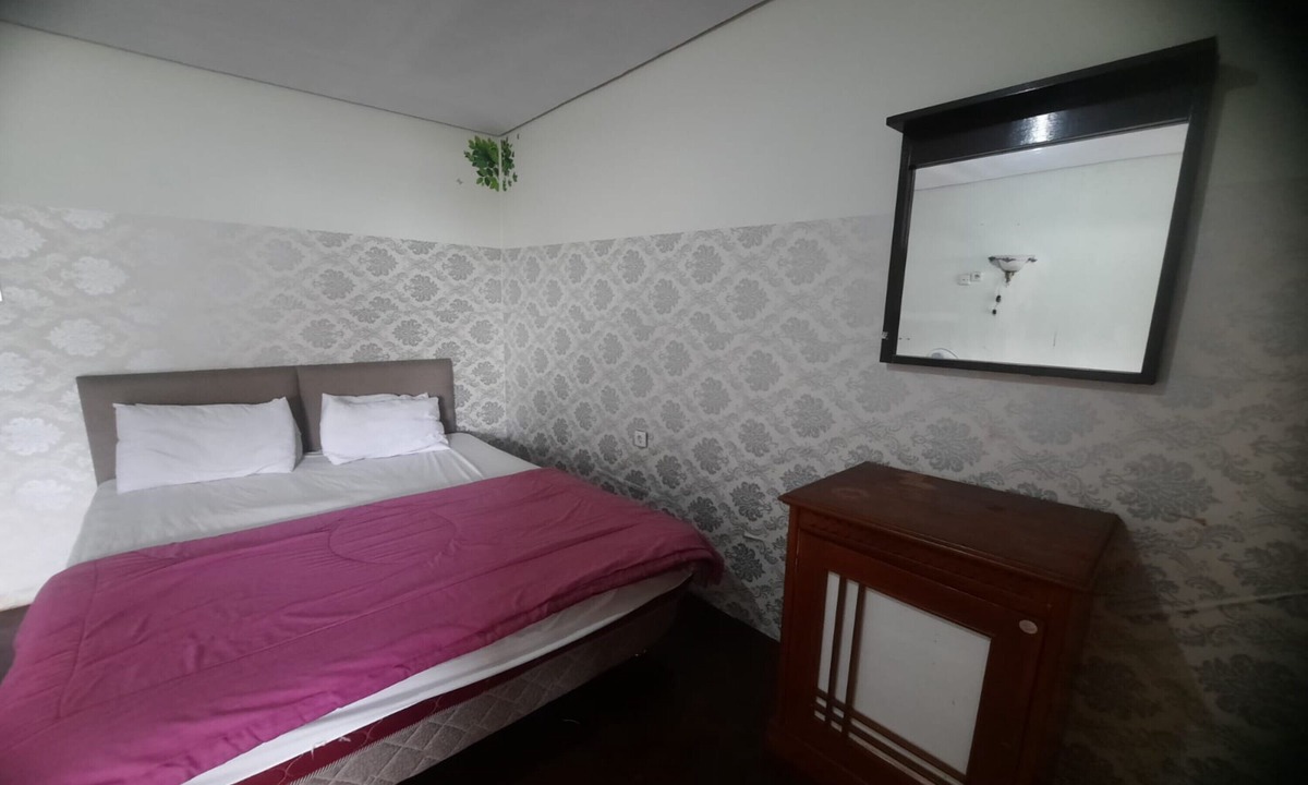 Cilimus Hotel | Capital O 93733 Hotel Linggarjati Kuningan