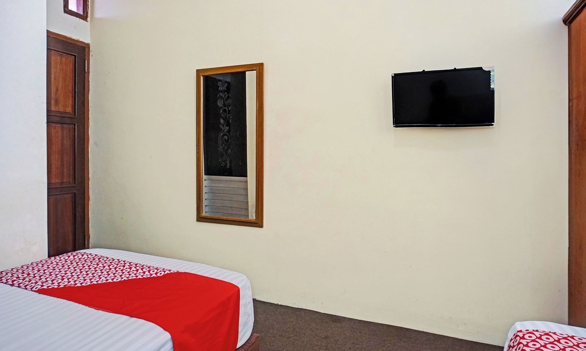Takengon Hotel | OYO 93264 Penginapan Syari'ah Berlian