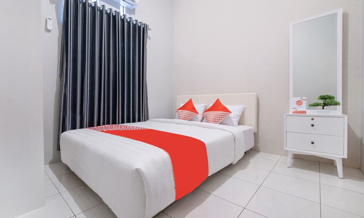 Mertoyudan Hotel | Hotel O Nareswari Guest House Syariah