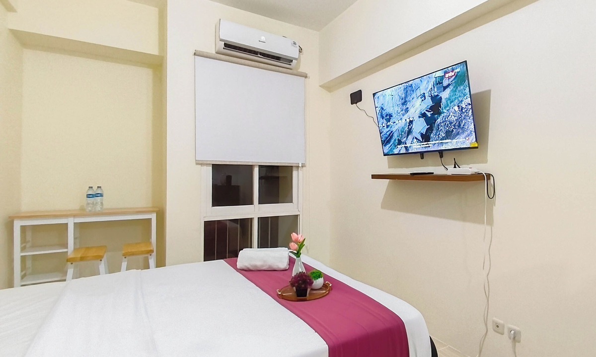 Surabaya Apartment | Comfy And Serene Studio Room At Bale Hinggil Apartment