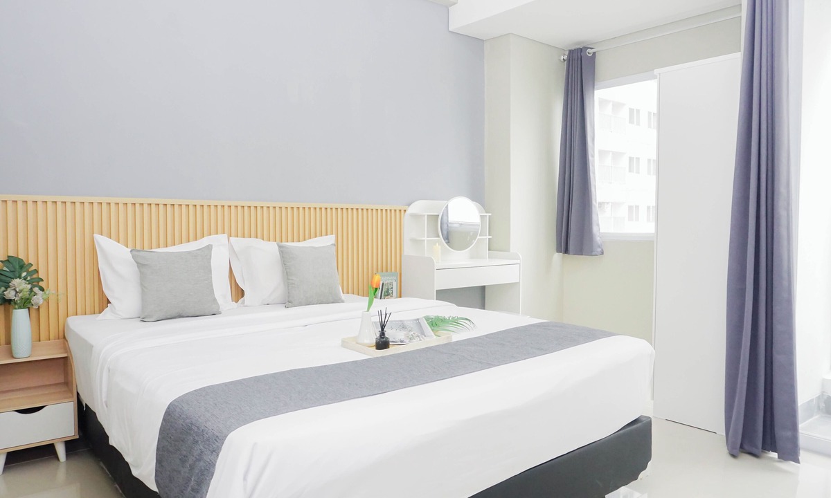 Kedungmanggu Apartment | Chic Studio Apartment At Royal Sentul Park