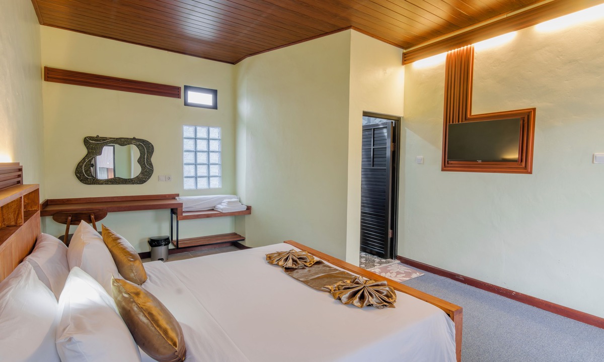 Candikuning House | Kampung Bingo Glamping & Resto