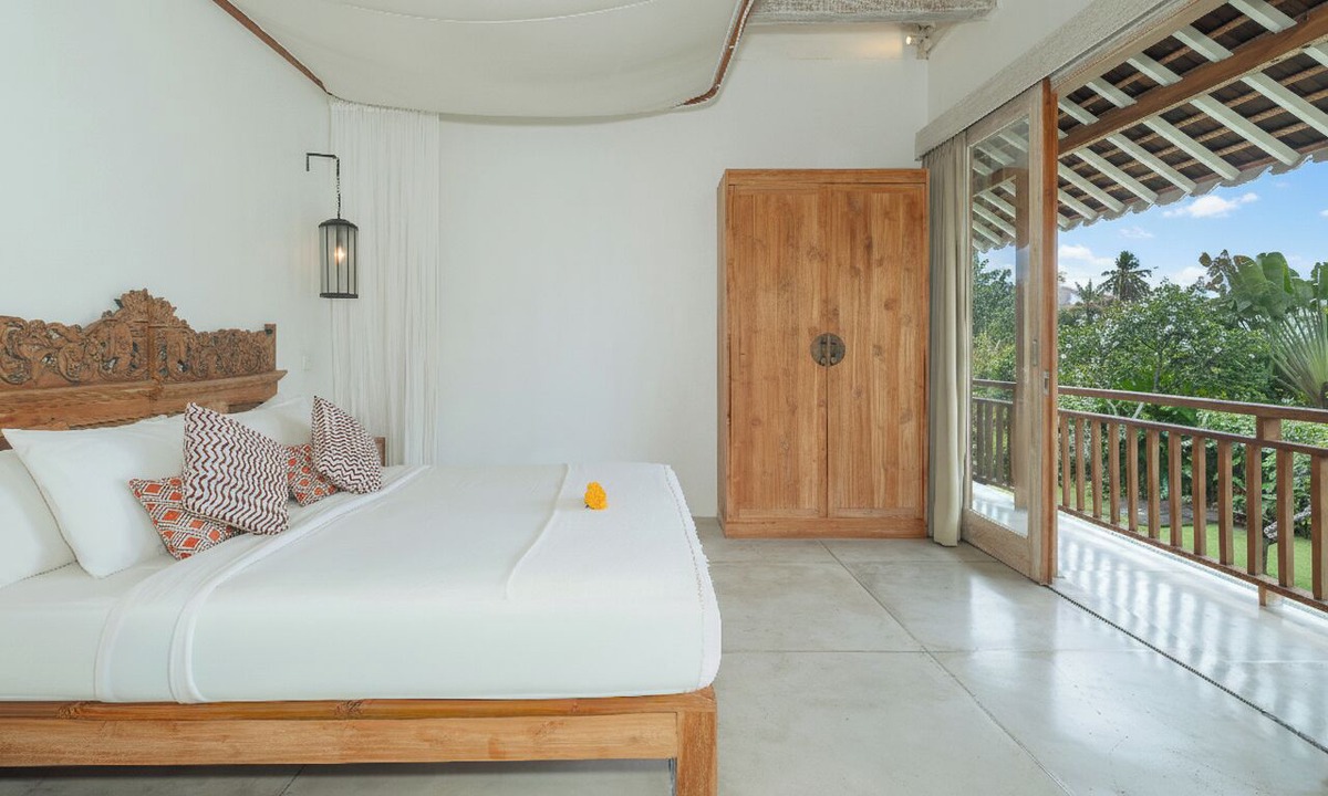 Kerobokan Villa | Villa Alea by Villa Finder