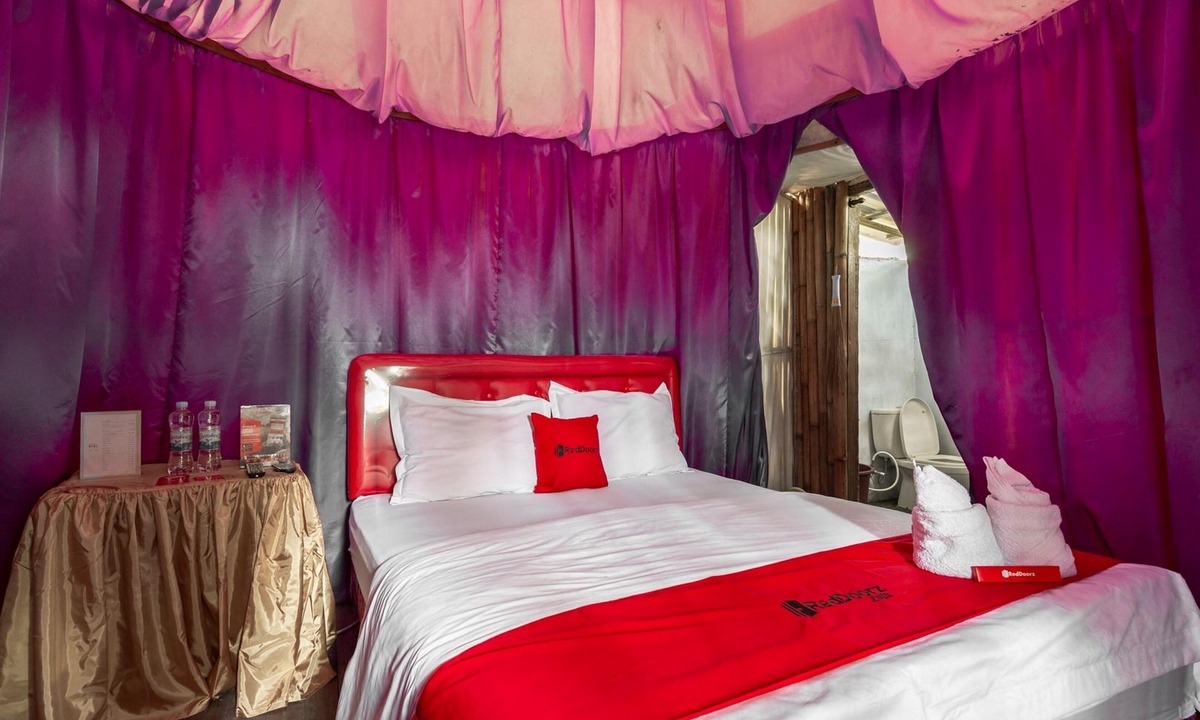 Batu RV Rental | RedDoorz @ Apache Camp