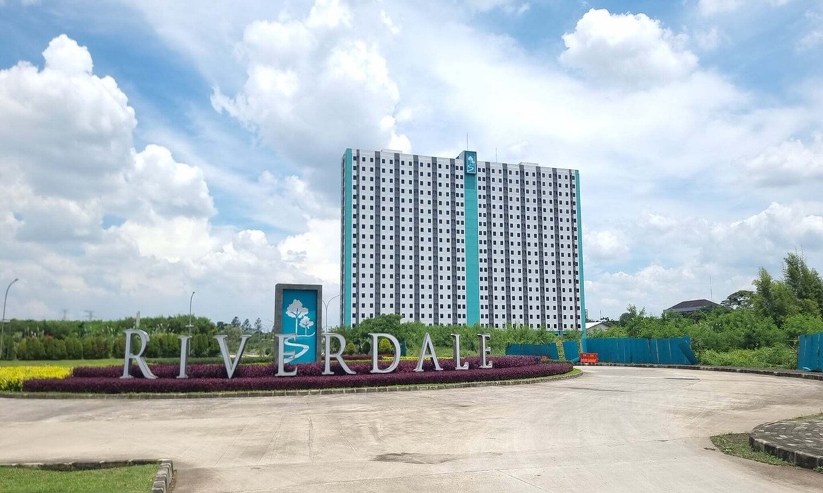 Cikarang House | Luxury Deluxe DBL Retreat W/Free WiFi and Parking