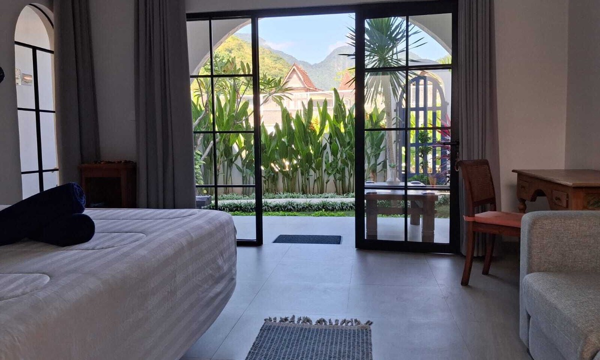 Amed Villa | Bnaya Villa Riverside