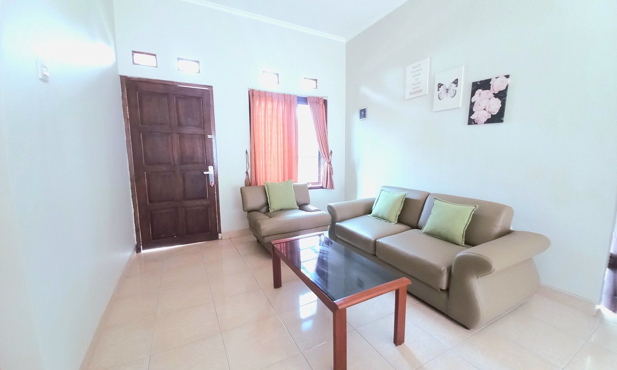 Sinduharjo House | Homestay Jogja Jakal By Simply Homy