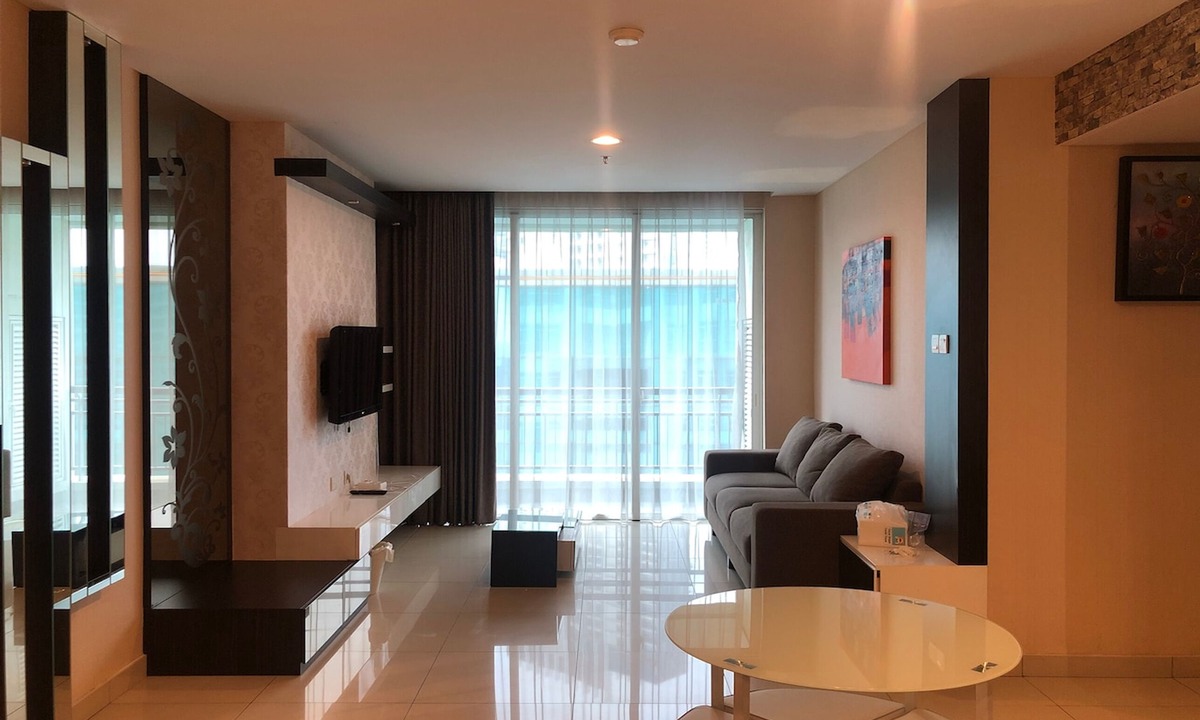 Jakarta Apartment | Central Royal Apartments by Emily