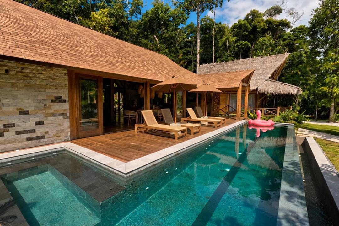 Sipura Island Hotel | AKUA VILLAS Mentawai