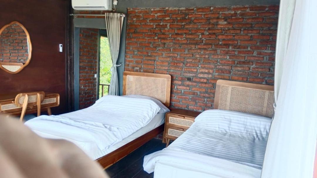 Kayu Putih House | Villa WENHOMANN View