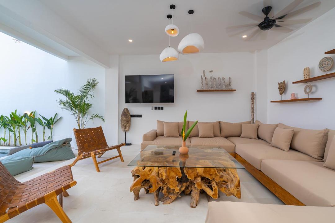 Cemagi Villa | Villa Kleoa - Luxury 4BR Villa Walking Distance to Seseh Beach