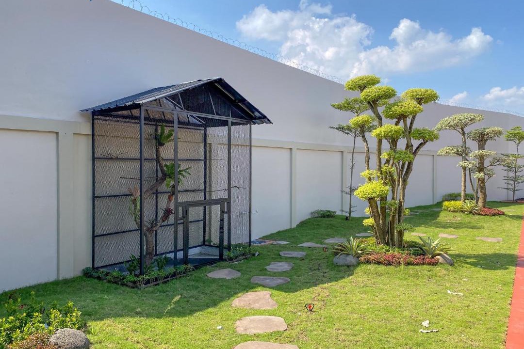 Jember House | SANS Vibes Grand Surya Jember Mini Zoo
