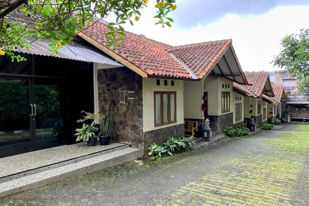 Lembang House | Cemara Asri Guesthouse