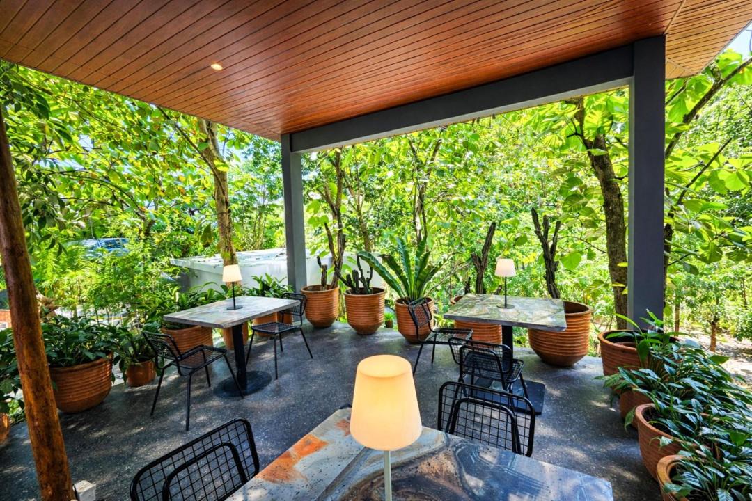 Srimulyo Villa | Guru Giri Forest 2BR Pool Access with Breakfast