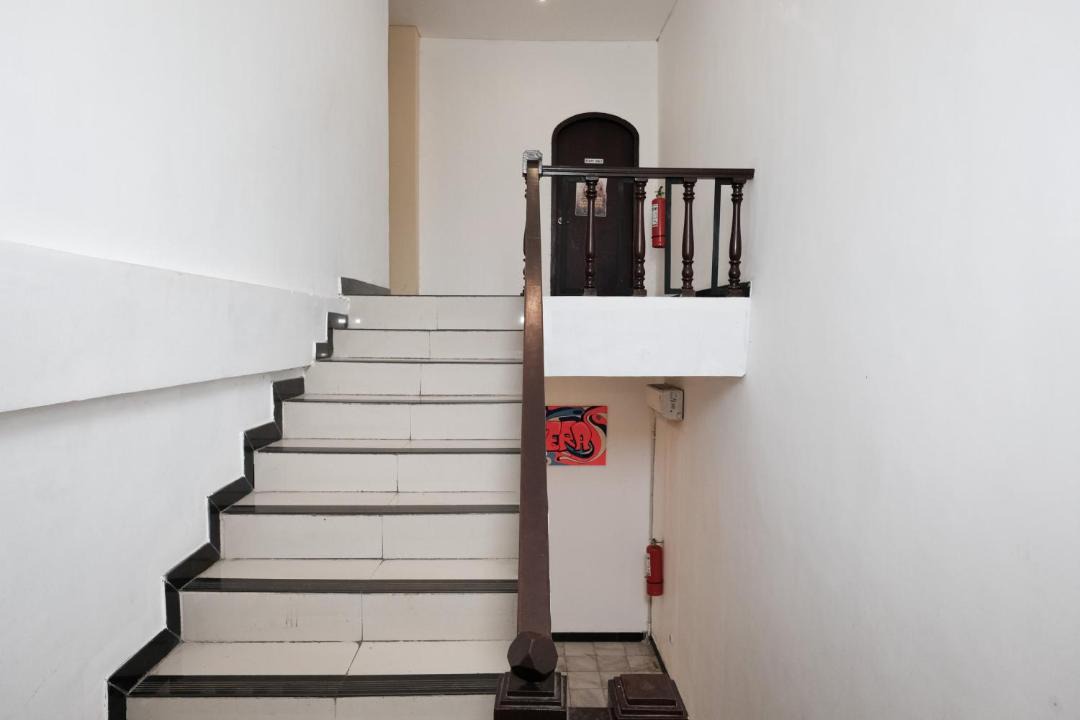 Surabaya House | RedDoorz @ Wiyung 2
