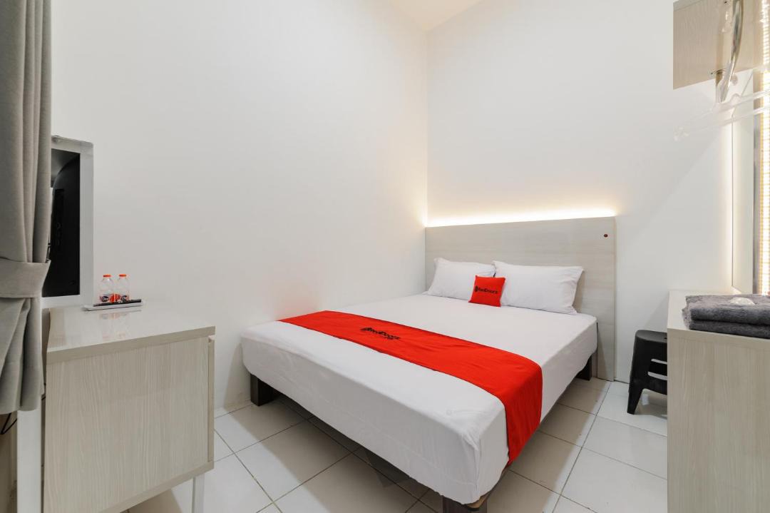 Bogor Hotel | RedDoorz at Pandu Raya Bogor by Madam M Place
