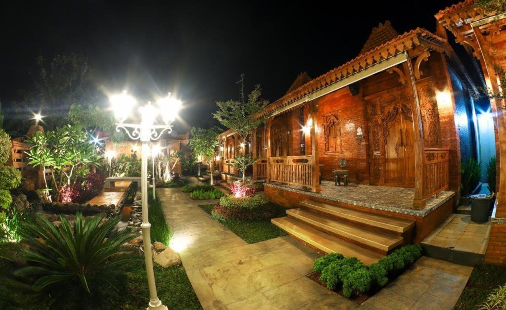 Jepara Hotel | Joglo Jawa Jepara