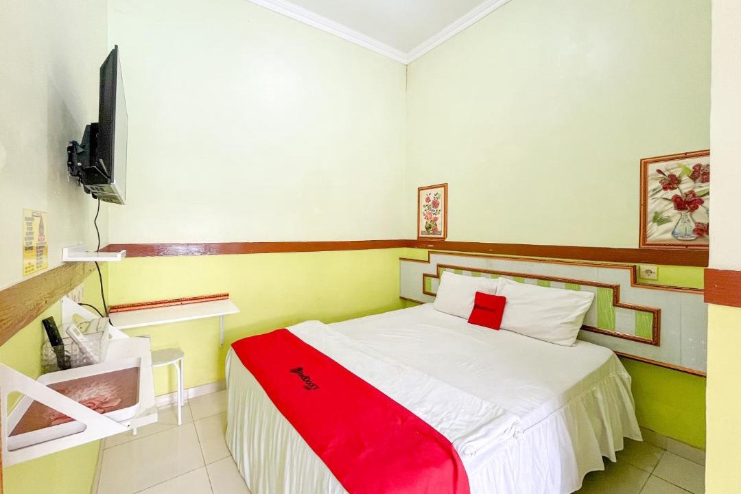 Kediri Hotel | RedDoorz at Damar Mas Gunung Kelud Kediri
