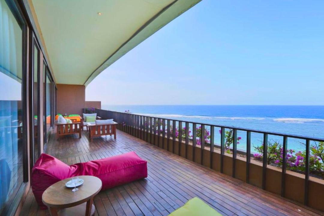 Sawangan Apartment | Zishyaa 2 BR Presidential Suite With Ocean View ZN224