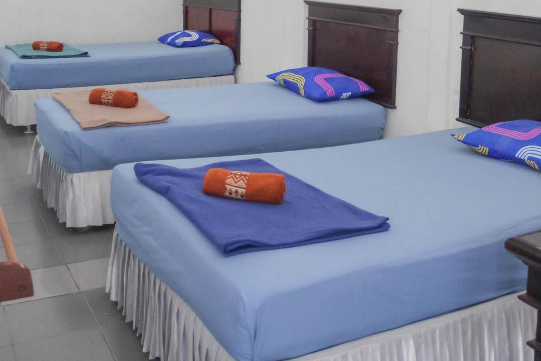 Cirebon Hotel | Hotel Rajawali Mitra RedDoorz