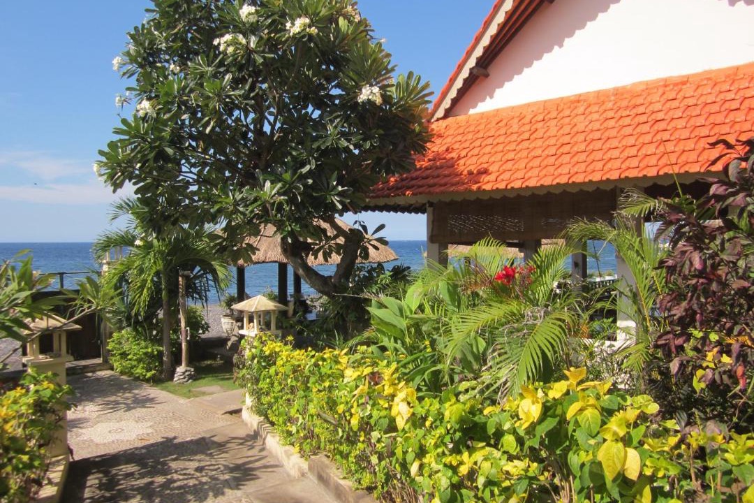 Purwakerti Resort | Kembali Beach Bungalows