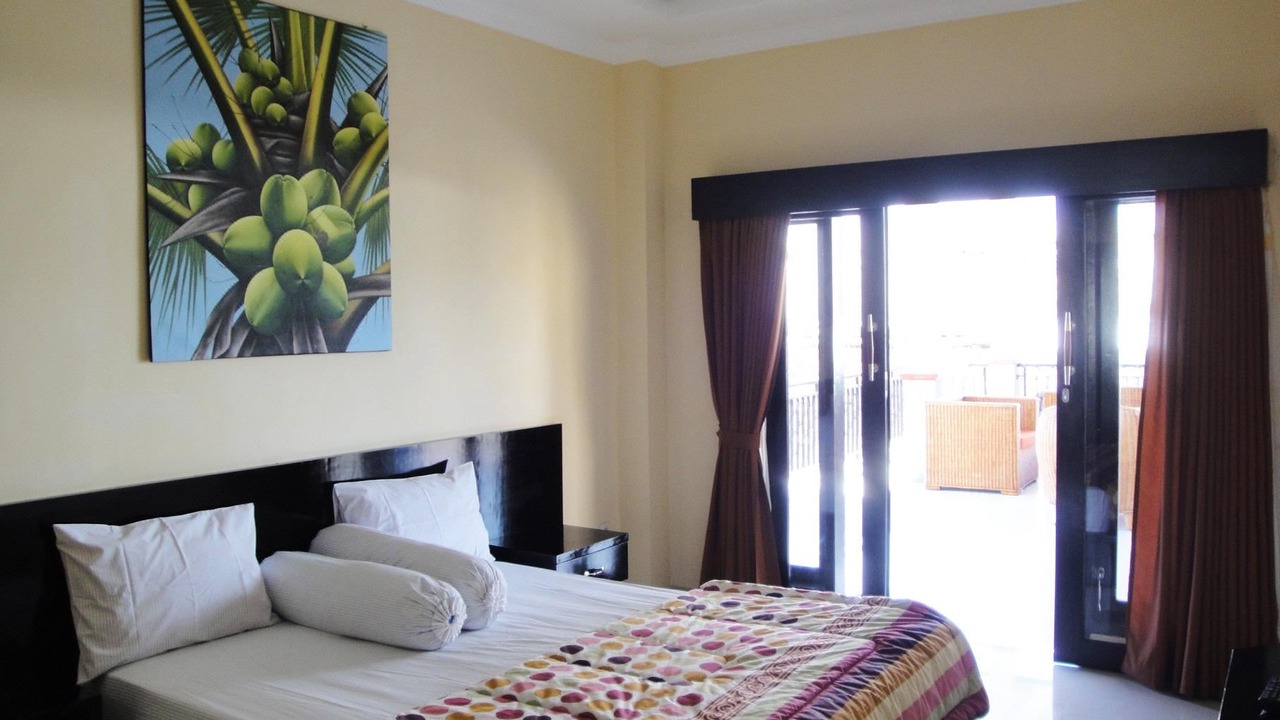 Photo of Bedroom in Kartika Plaza