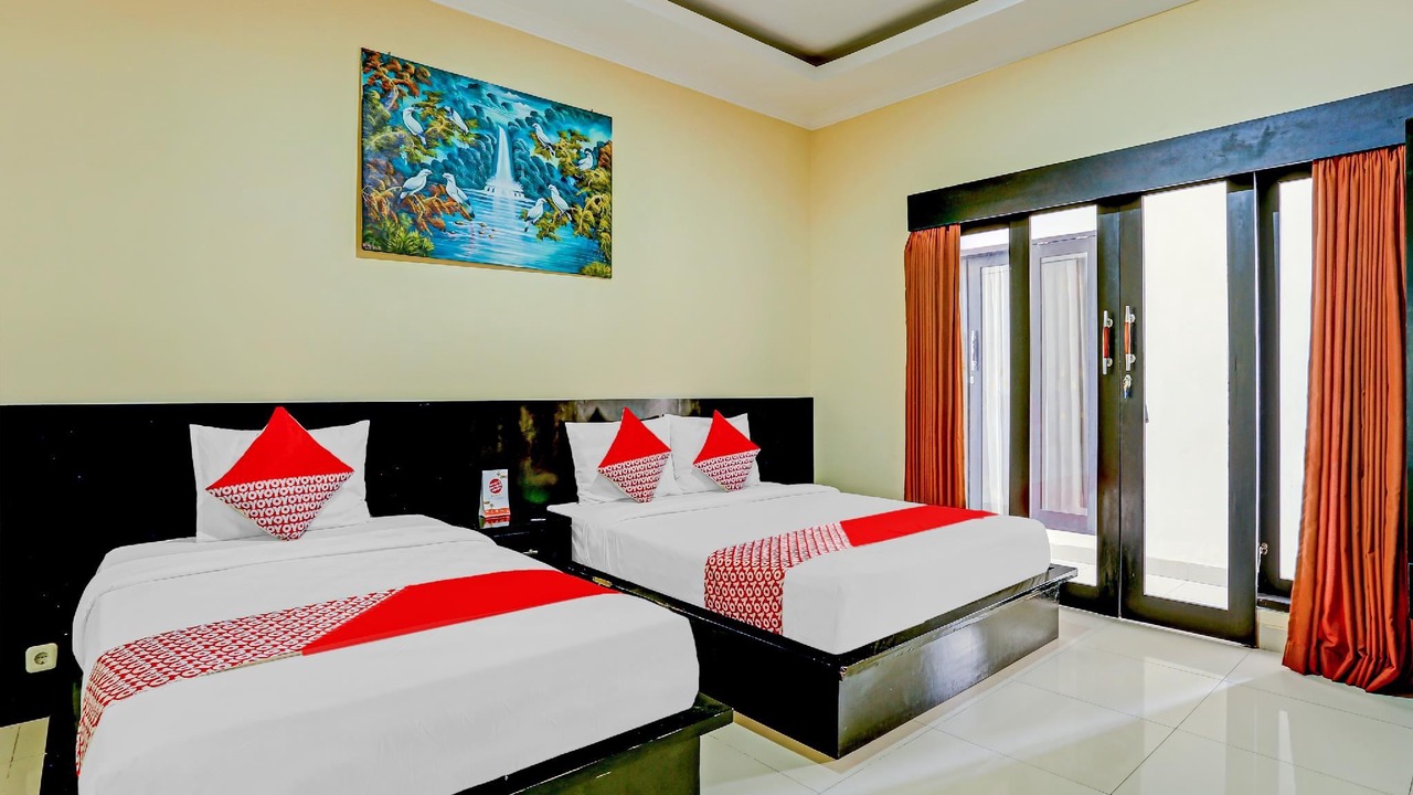 Photo of Bedroom in Kartika Plaza