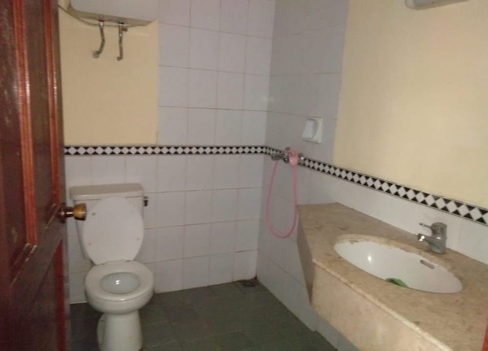 Photo of Bathroom in Carita