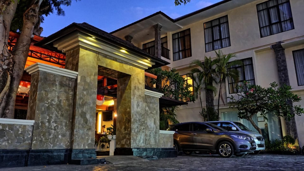Photo of Buildings in Kartika Plaza