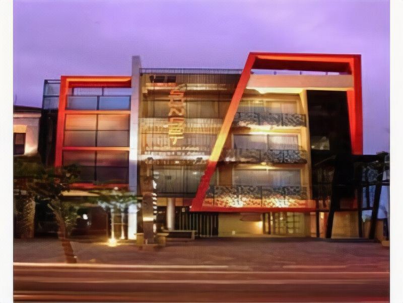 Photo of Others in Sunset Road