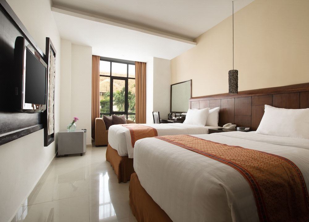 Photo of Bedroom in Kartika Plaza
