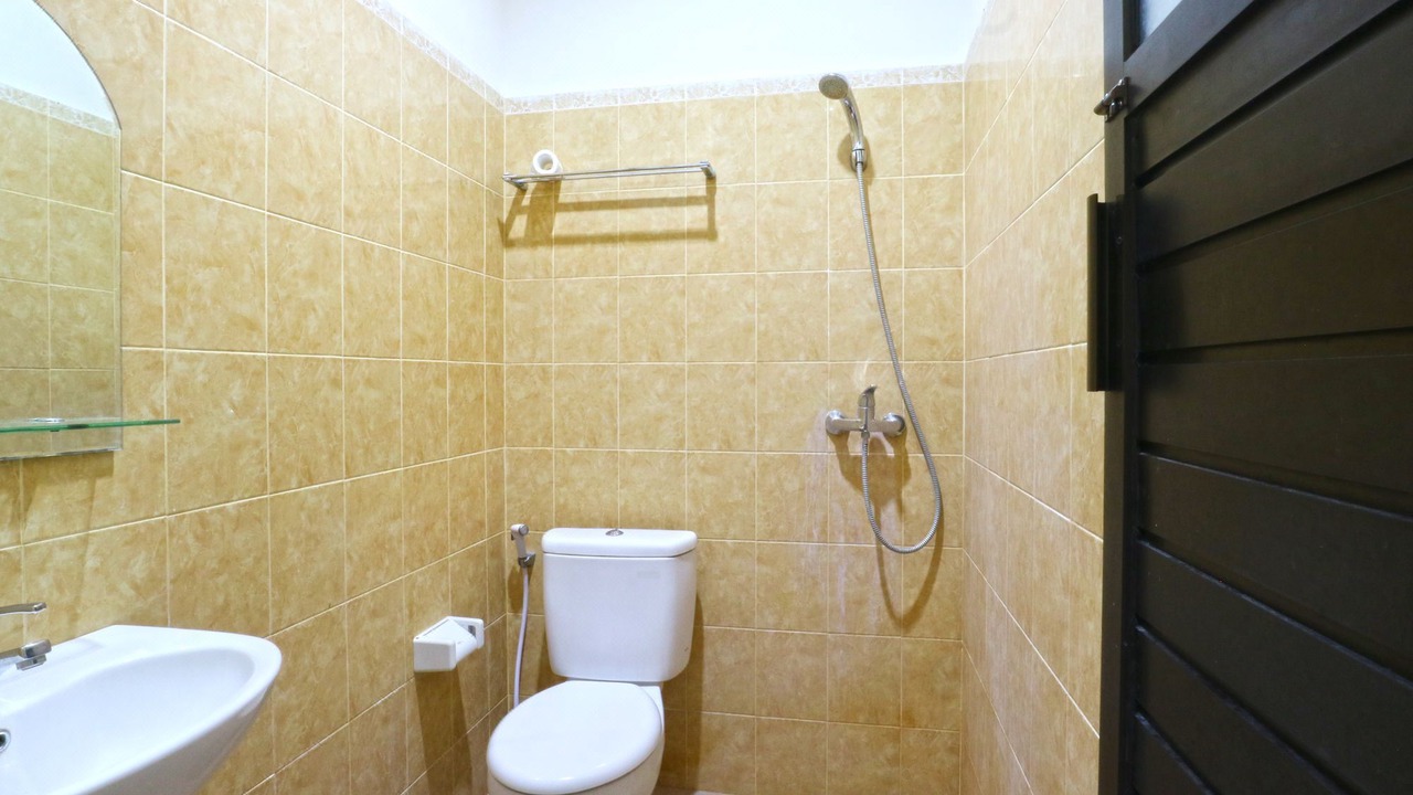 Photo of Bathroom in Kartika Plaza
