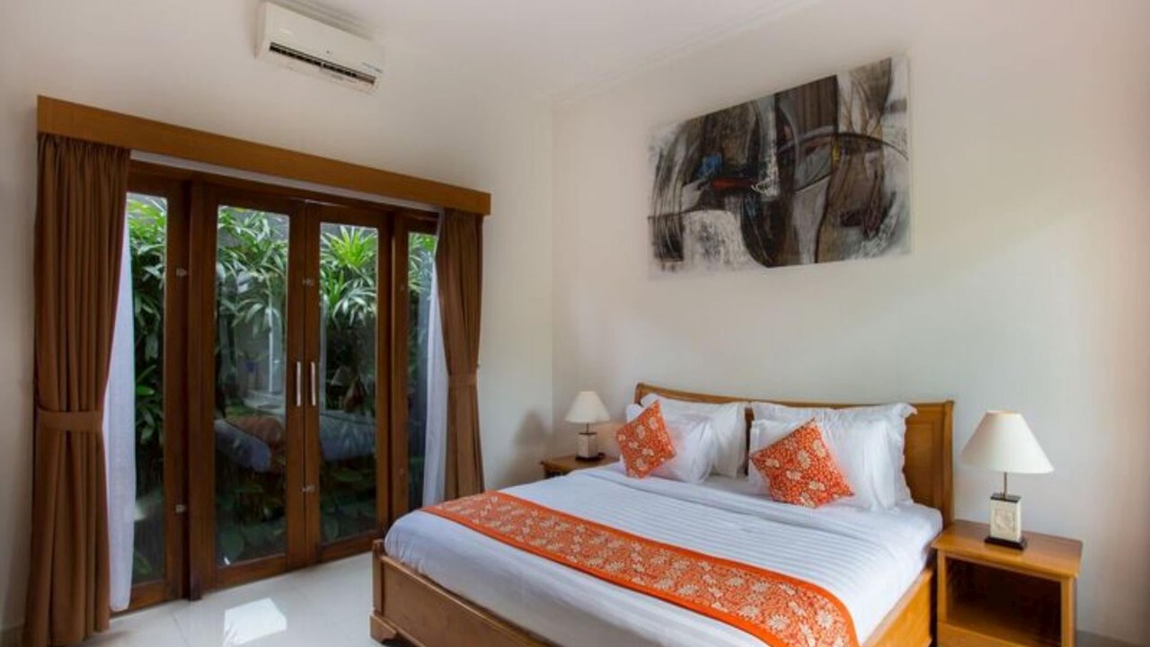 Photo of Bedroom in Petitenget