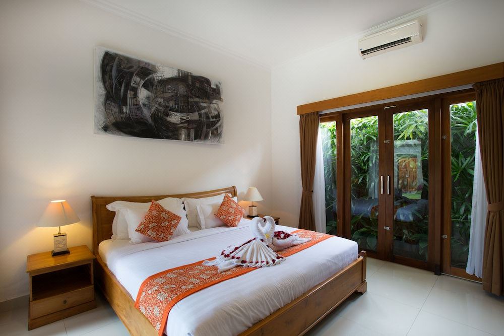 Photo of Bedroom in Petitenget