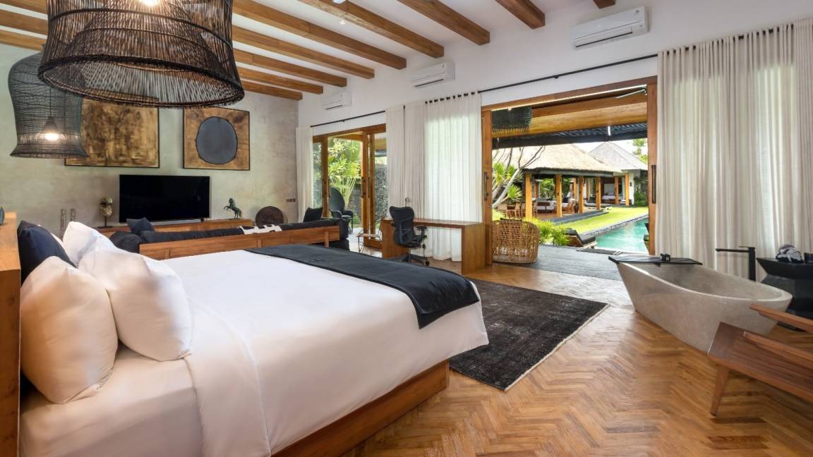 Photo of Bedroom in Drupadi