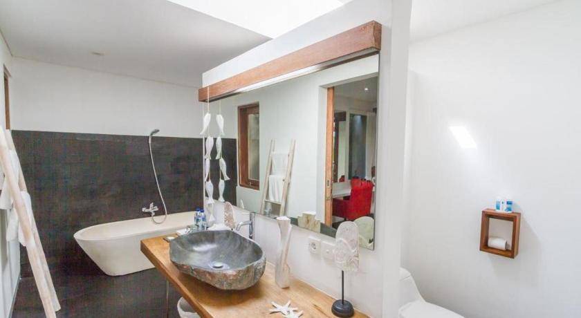 Photo of Bathroom in Dyanapura