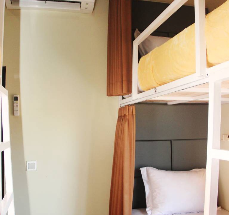 Photo of Bedroom in Drupadi