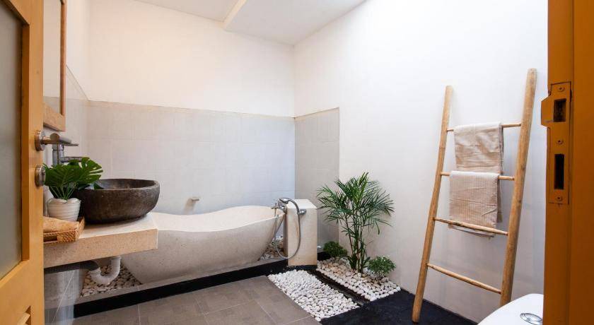 Photo of Bathroom in Nakula