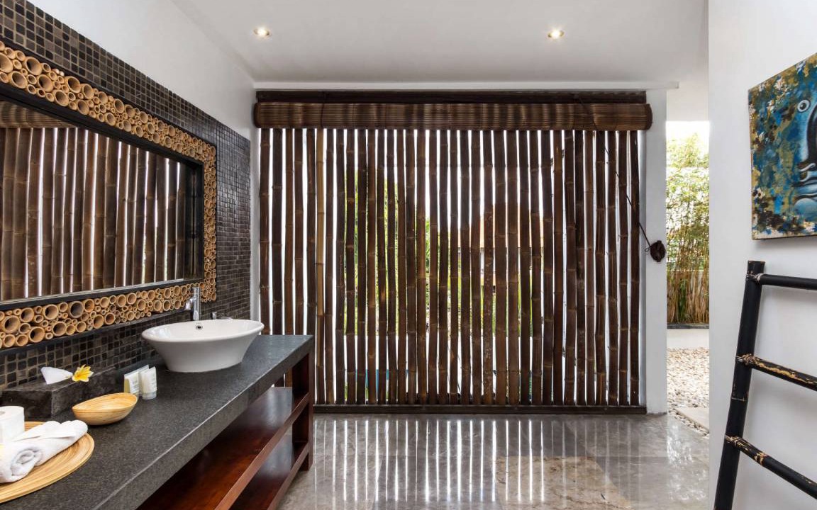 Photo of Bathroom in Petitenget