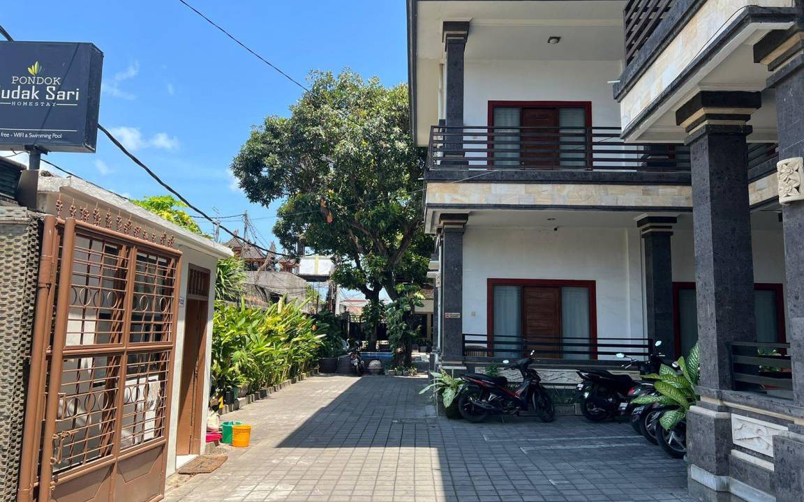 Photo of Buildings in Kartika Plaza