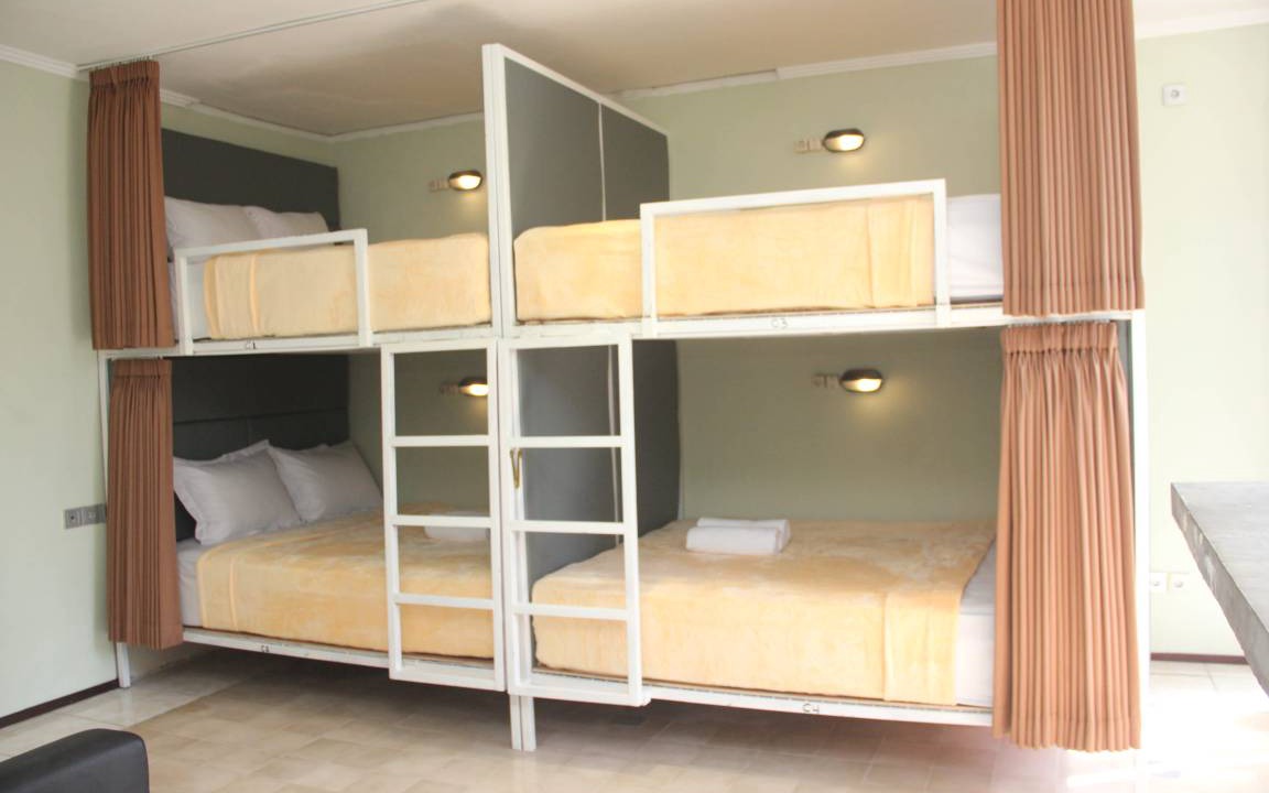 Photo of Bedroom in Drupadi