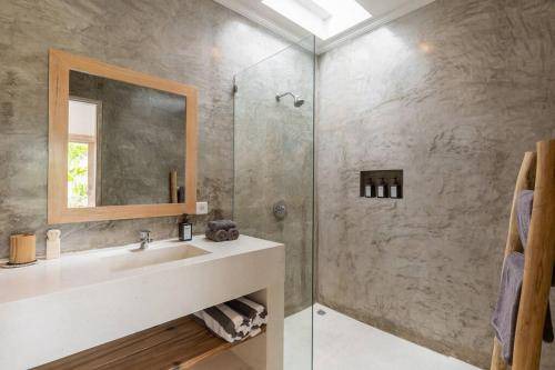 Photo of Bathroom in Pererenan