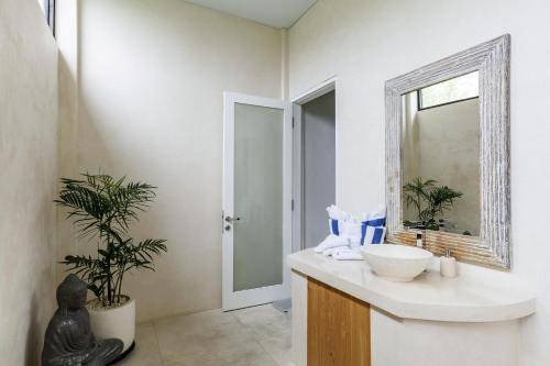 Photo of Bathroom in Nakula