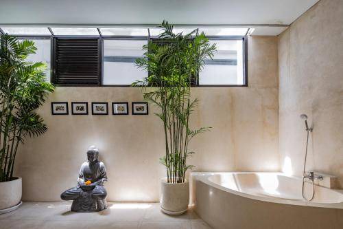 Photo of Bathroom in Nakula